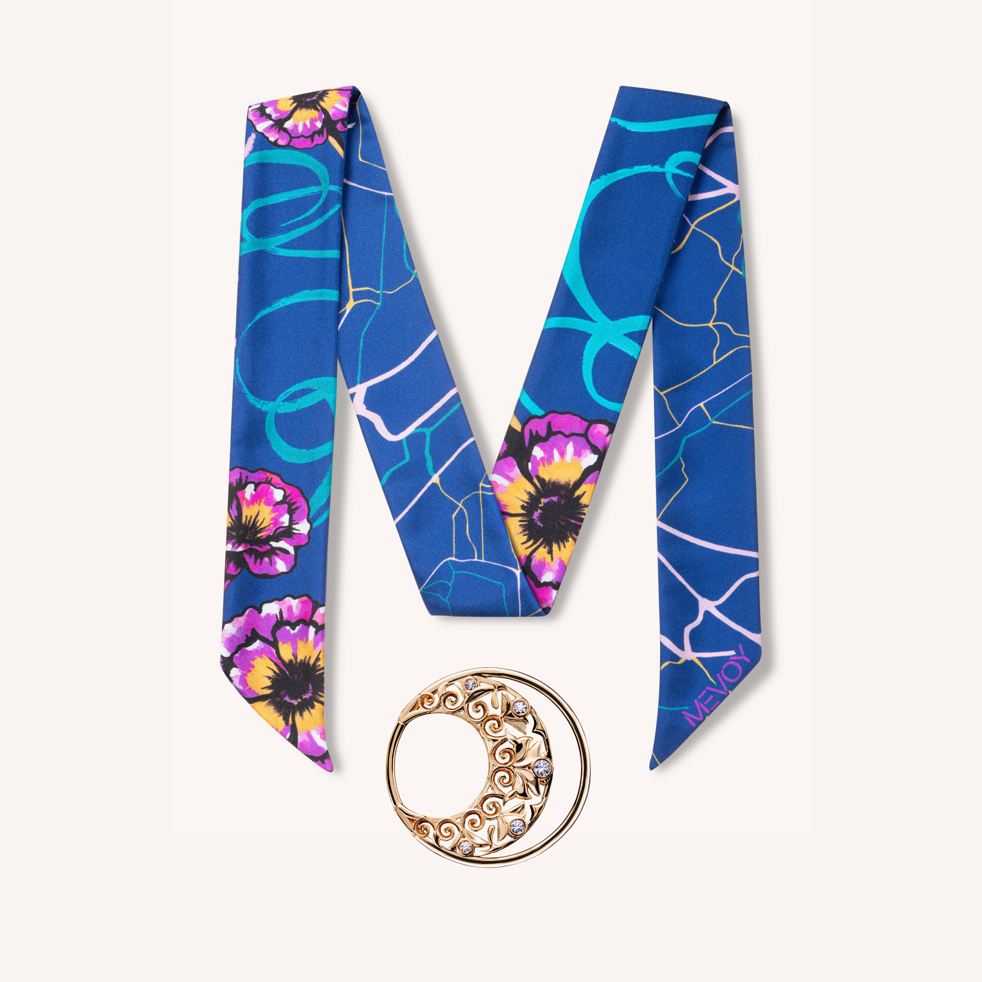 GIOIELLO DI SETA — LA VISIONARIA