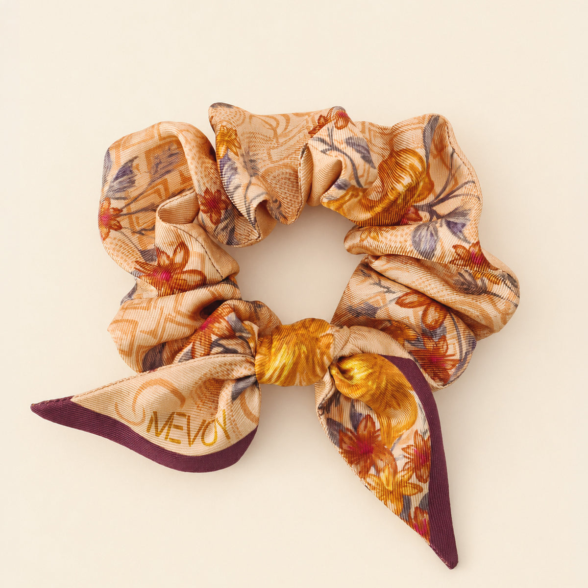 Scrunchie pequeno em seda de Como Eteria L'Audace MEVOY