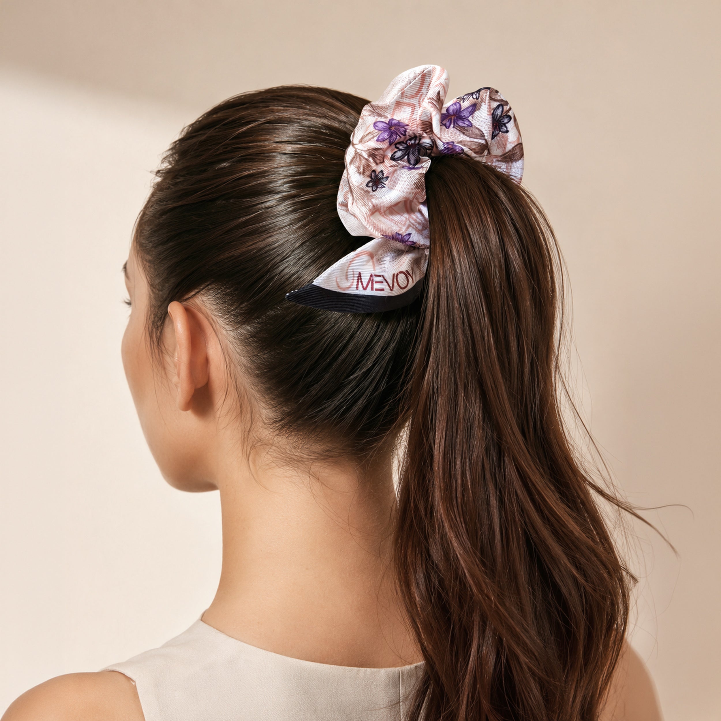 Accessorio per capelli in seta di Como Eteria La Mistica MeVoy